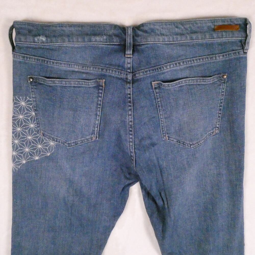 Pilcro Hyphen Patchwork Cropped Jeans Size 31 Sashiko Embroidered Anthropologie - Picture 4 of 10